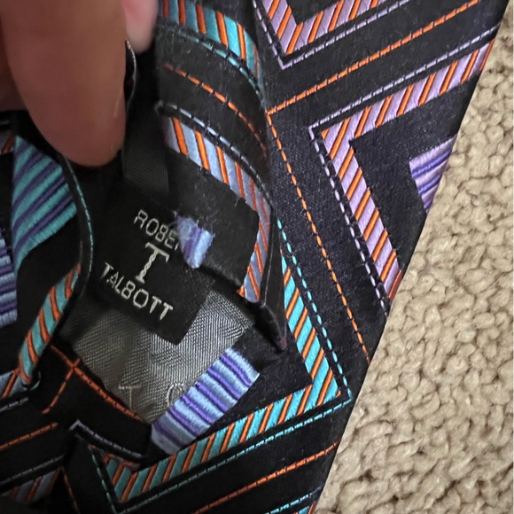 Robert Talbots Best of Class Silk Tie - Picture 3 of 8